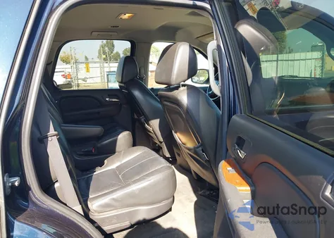 2007 GMC Yukon Slt из США, поврежденный, VIN 1GKFC13057J102504